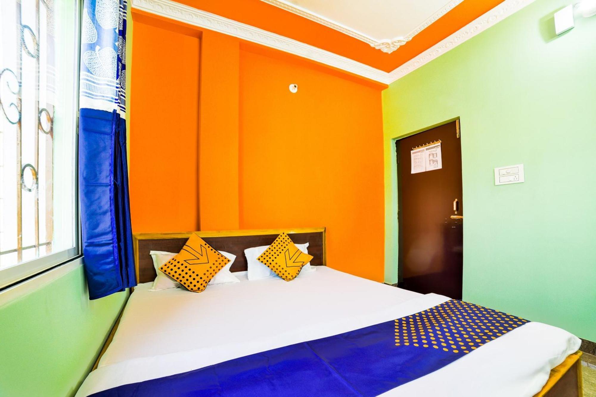 Spot On Devlok Guest House Patna  Extérieur photo