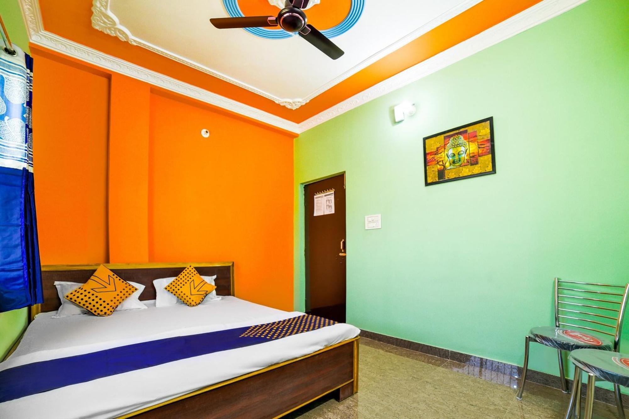 Spot On Devlok Guest House Patna  Extérieur photo