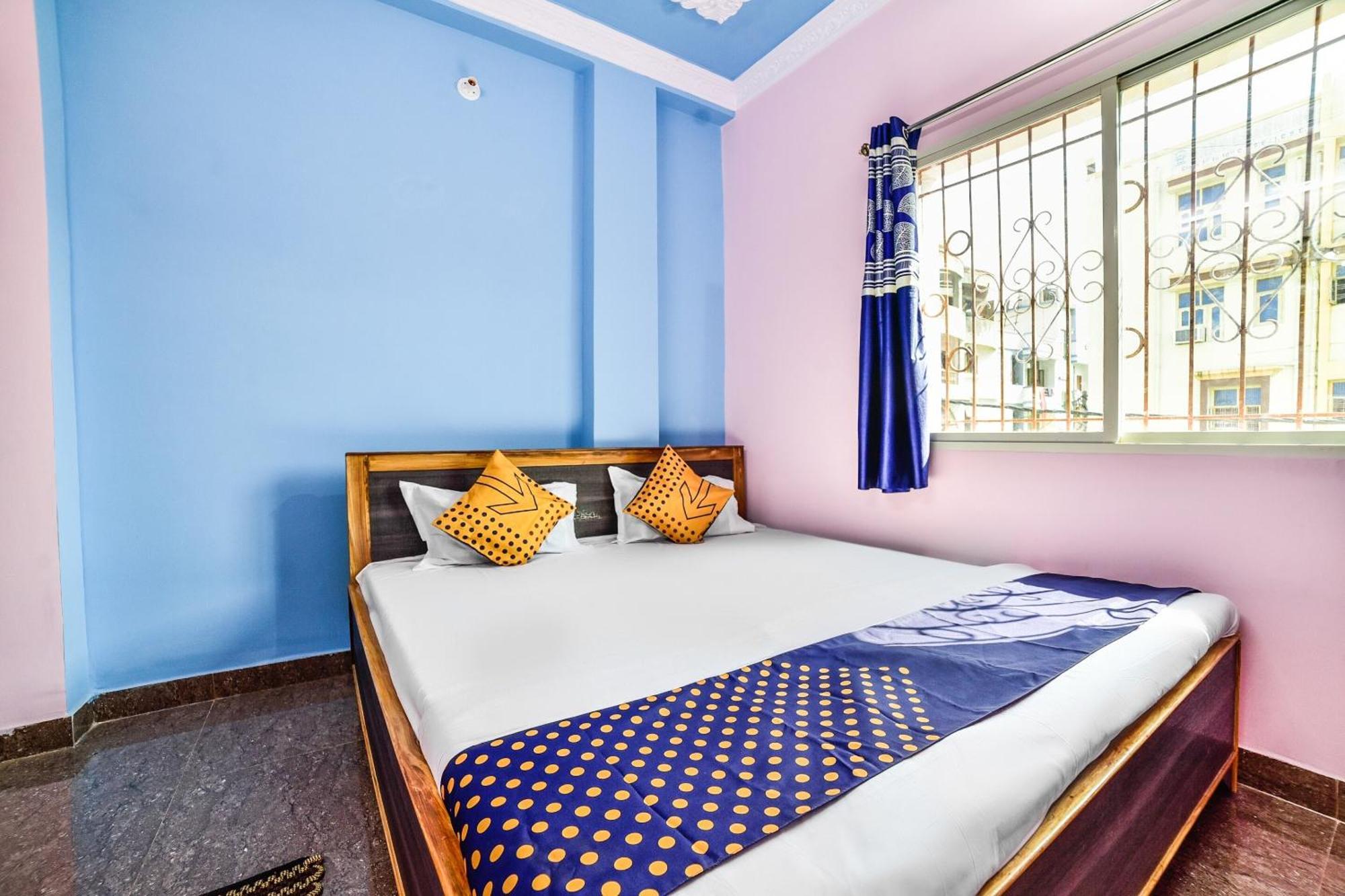 Spot On Devlok Guest House Patna  Extérieur photo
